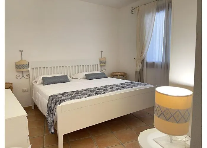 Le Residenze Sul Mare B6 * 波尔托奥蒂罗卢